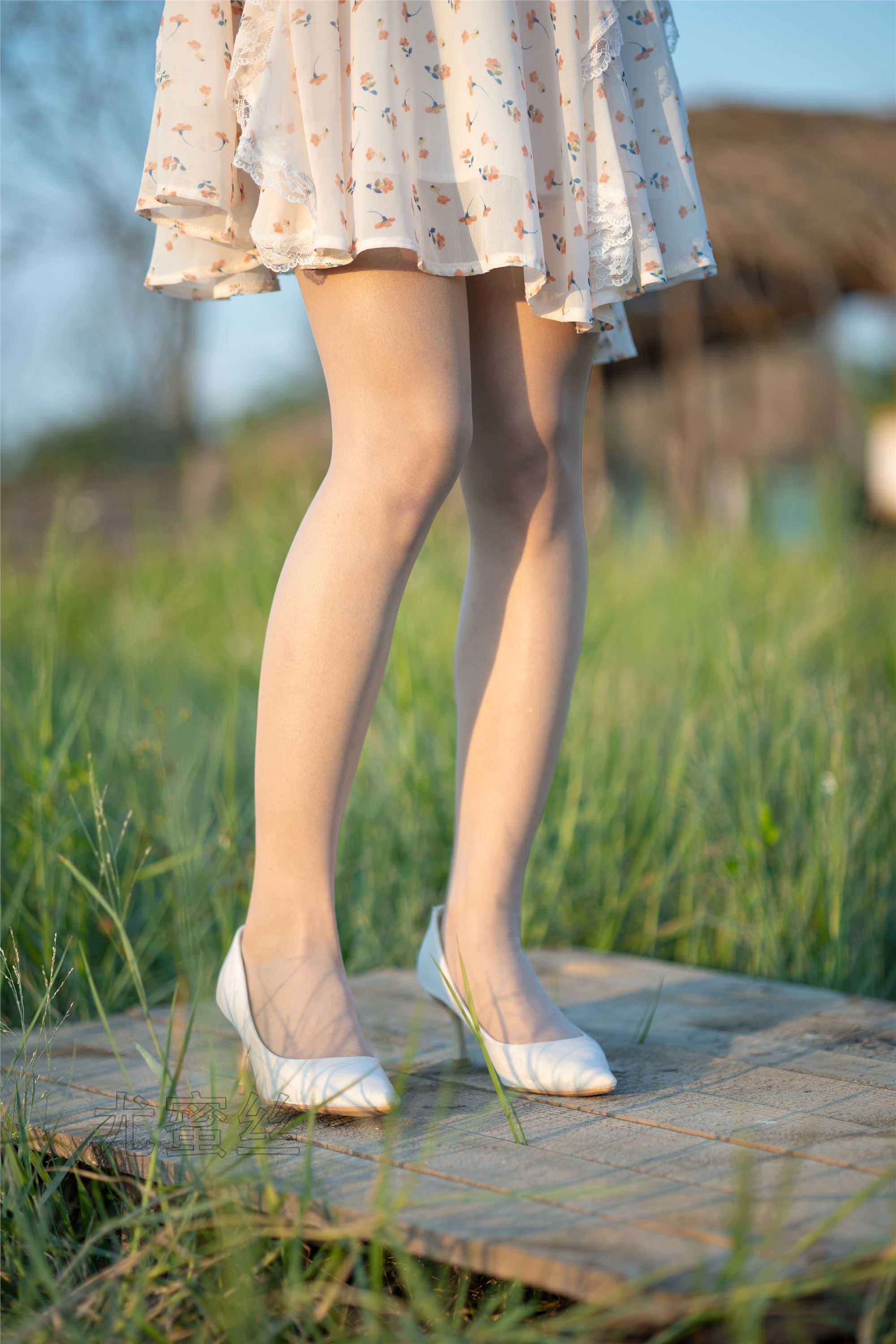 尤蜜丝 穿搭写真 NO.086